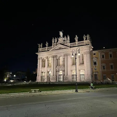 Conte Rosso アパート *