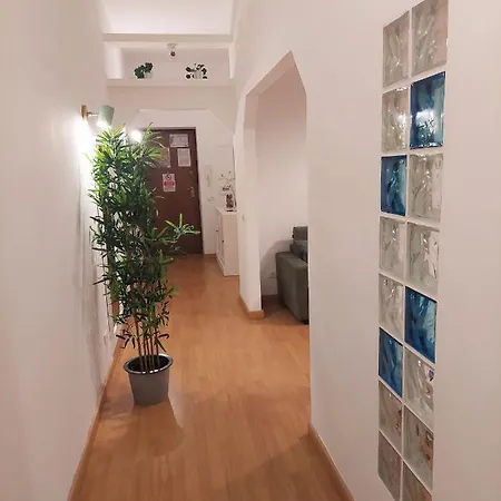 Conte Rosso * Řím