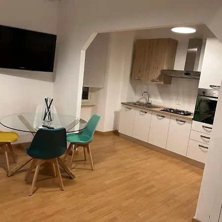 Conte Rosso Apartment *