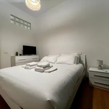 Apartment Conte Rosso *