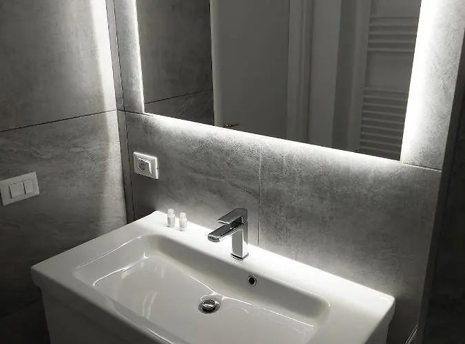 Apartment Conte Rosso Rome
