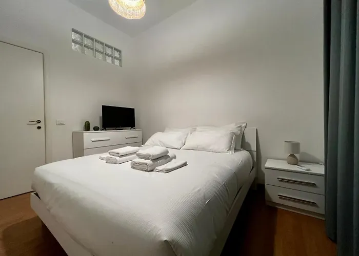 Apartment Conte Rosso *